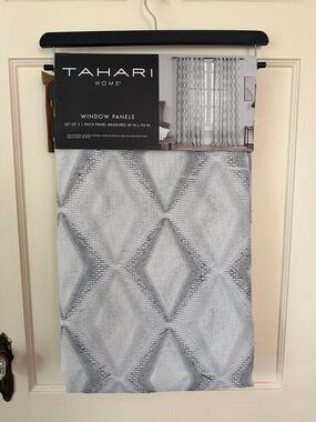 Tahari Gray Diamond Geometric Window Panels set of 2
